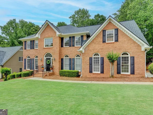 215 Sandridge Ct, Alpharetta, GA 30022