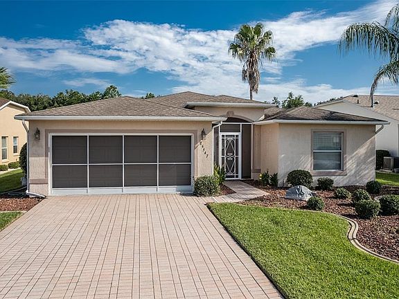 3rd image of 15547 SW 13TH CIRCLE