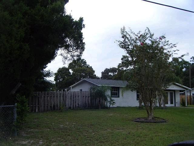2nd image of 13324 Litewood Dr