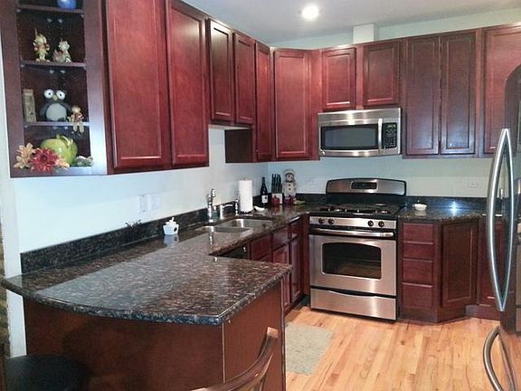 5th image of 2254 W Arthur Ave #104-3