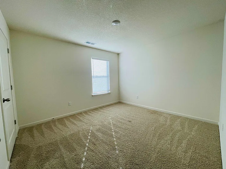 35 Witherspoon Dr — Photo 34