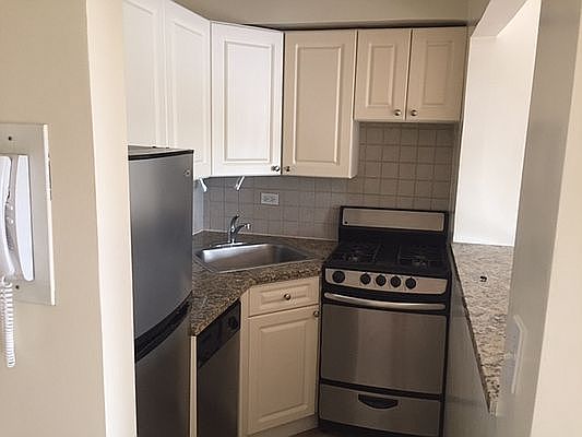 3rd image of 15-20 201st St #6