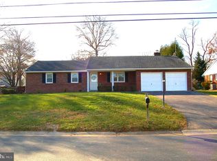 2206 Old Orchard Rd, Wilmington, DE 19810