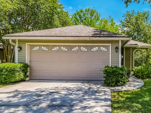 2721 R S Bailey Dr E, Jacksonville, FL 32246