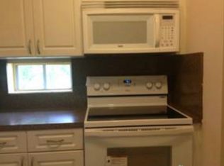 465 SW 86th Ave APT 202, Hollywood, FL 33025