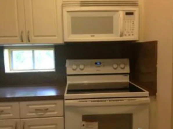 465 SW 86th Ave APT 202, Hollywood, FL 33025