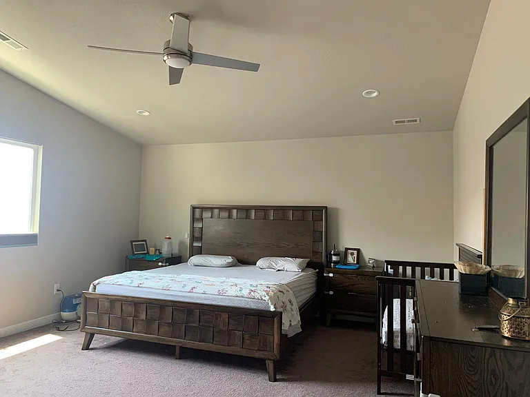593 W Life Dr — Photo 12
