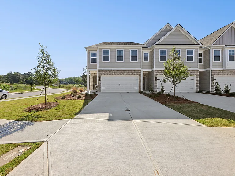 Pine Valley Commons — Photo 21