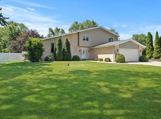 6811 157th St, Tinley Park, IL 60477