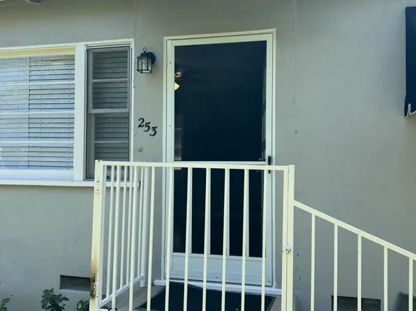 253 E Center St, Covina, CA 91723