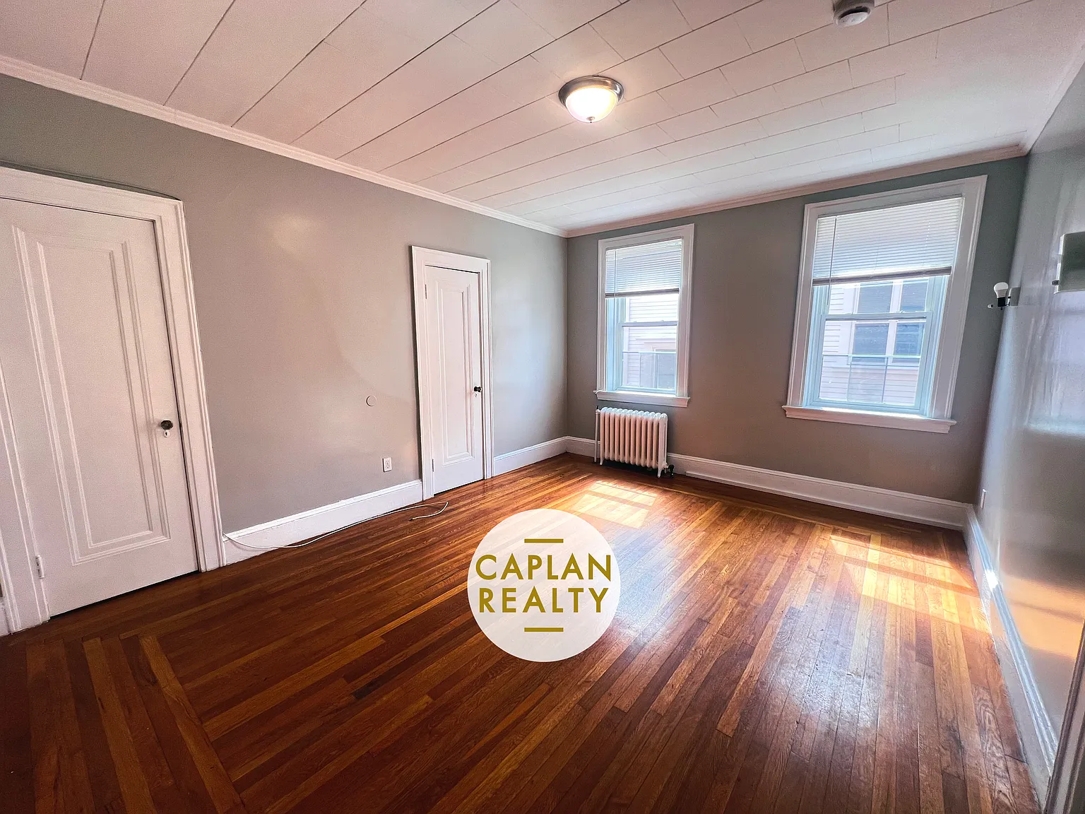 1 bed, 900 sqft, $1,600 — Photo 4