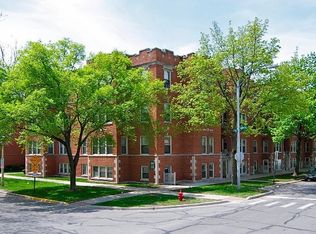 239 South Blvd APT 3E, Oak Park, IL 60302