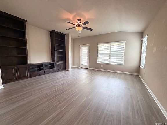 3rd image of 789 WOLFETON WAY