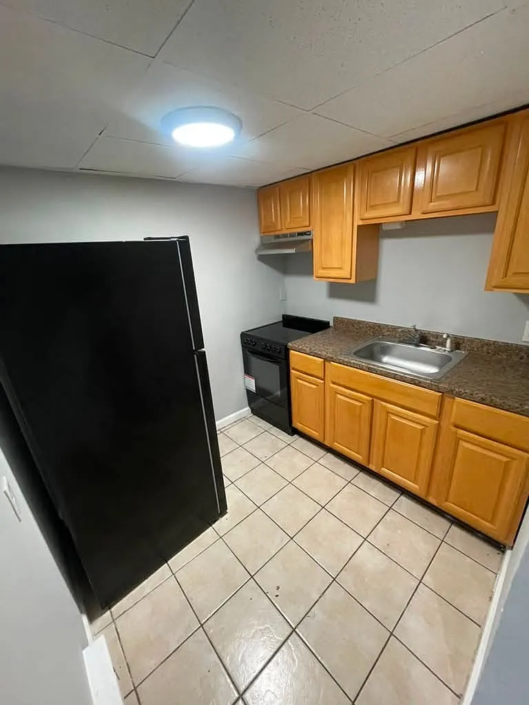 1 bed, $1,600 — Photo 1
