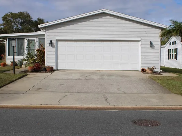 709 Helmsmen Ln, Edgewater, FL 32141