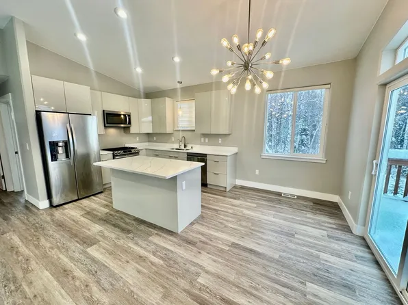 1836 N Pittman Rd, Wasilla, AK 99623