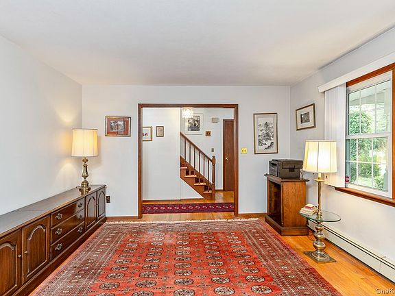 4th image of 322 2nd Avenue
