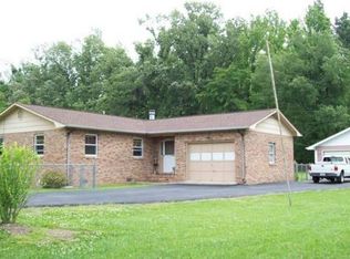 324 Valley St, Paducah, KY 42003