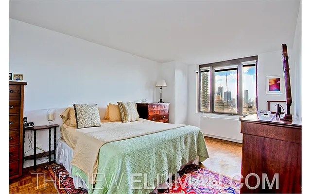 Sold by Douglas Elliman | media 19