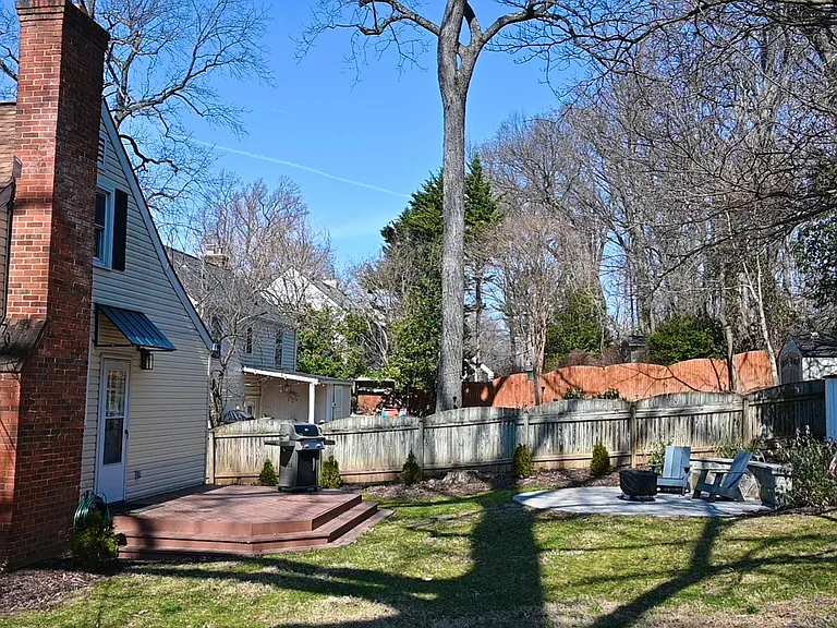 7018 Aronow Dr — Photo 3