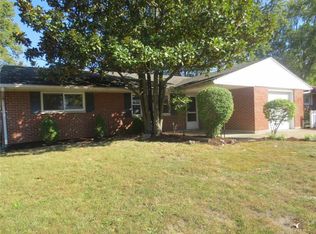 120 Maple Dr, Springboro, OH 45066