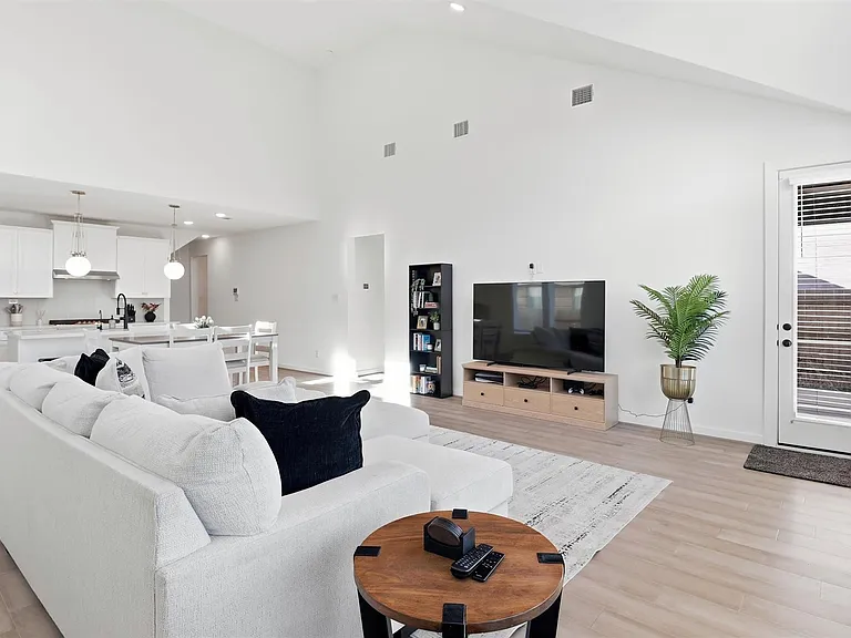24922 Groundsel Cottage Ln — Photo 14
