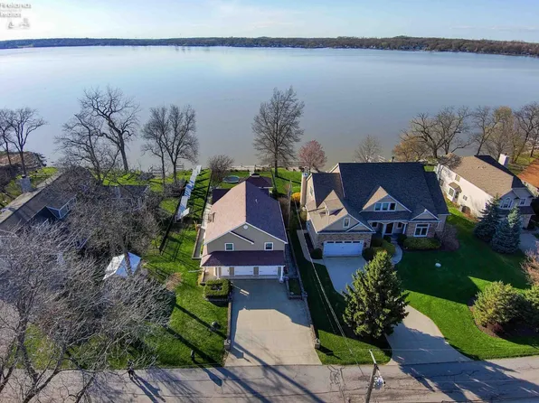 3346 S Memorial Shoreway Dr, Lakeside Marblehead, OH 43440