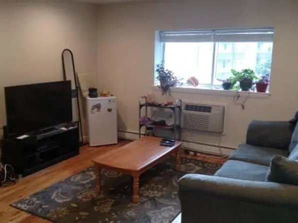 1 Euston Rd #10J, Brighton, MA 02135