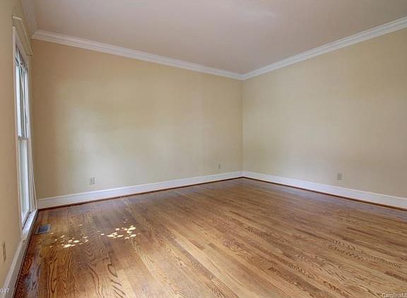 3rd image of 9507 Sardis Glen Dr