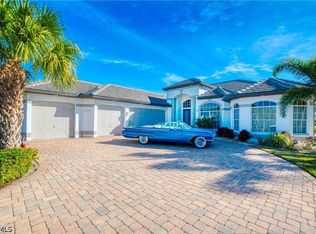 5374 Cortez Ct, Cape Coral, FL 33904