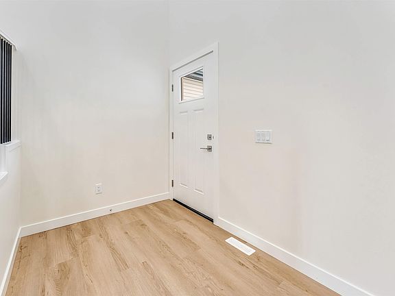 3rd image of 91 Dansereau Way