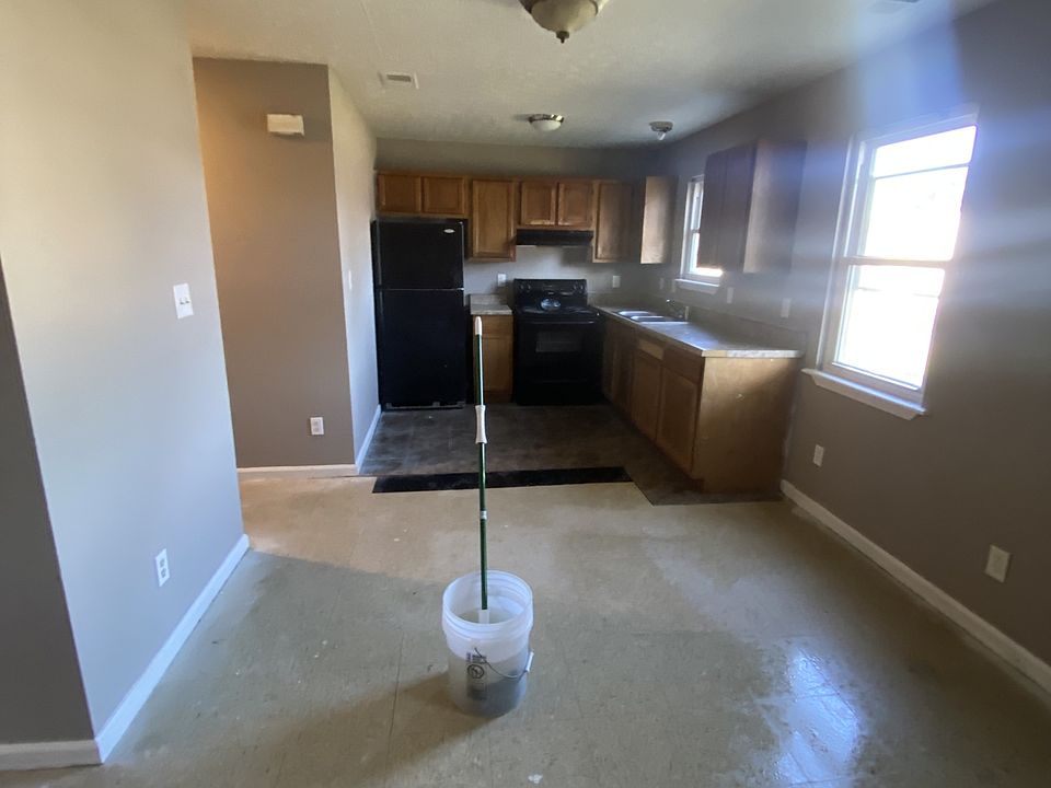 1st image of 979 Bryant Way #11529143