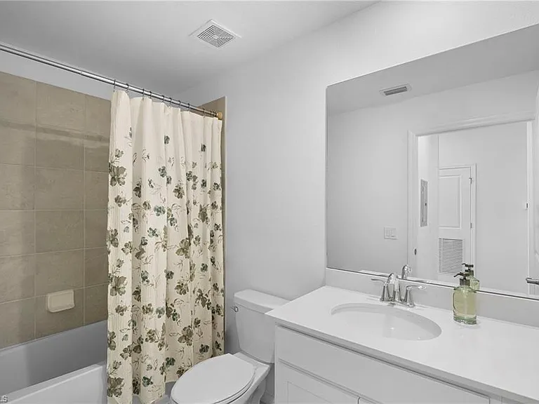 15285 Green Acres Ave #433 — Photo 24