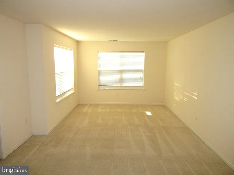532 Liam Pl — Photo 8