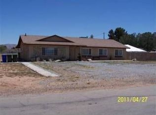 15355 Dakota Rd, Apple Valley, CA 92307