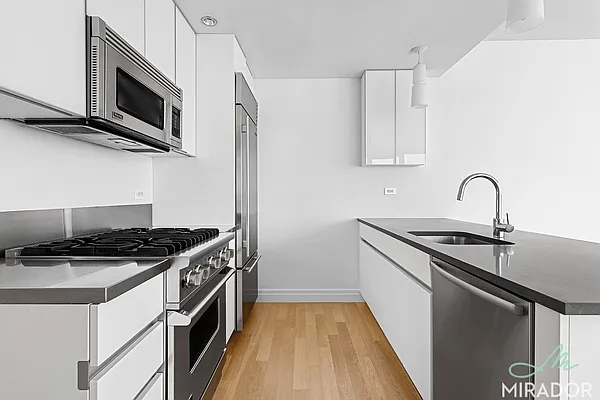 Rented by Mirador Real Estate | media 5