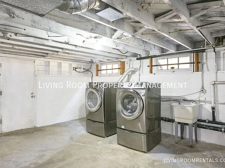 3639 NE 25th Ave — Photo 15