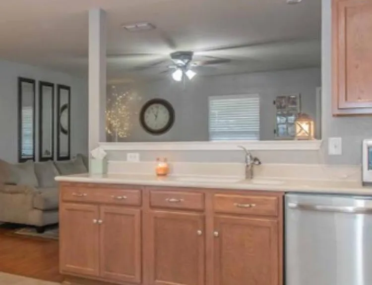 1224 Krista Dr — Photo 7