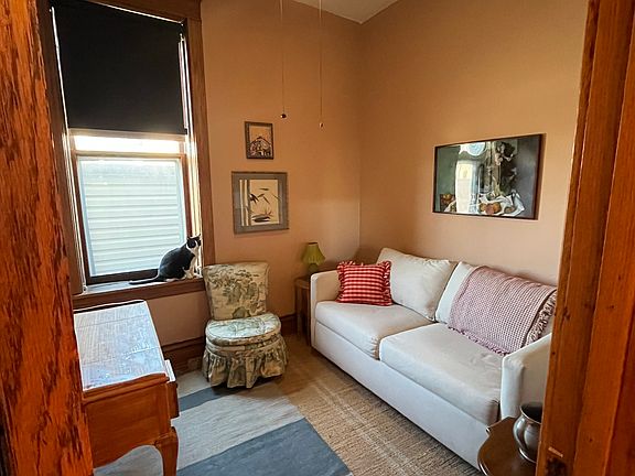 5th image of 1533 N Fairfield Ave APT 3