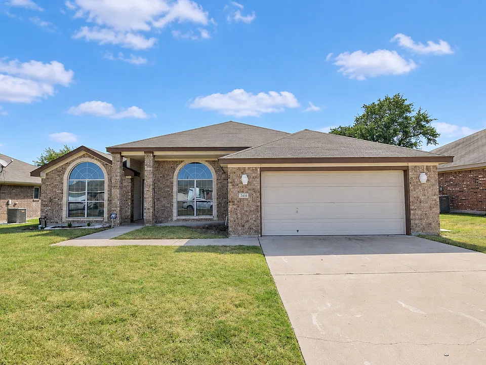 2416 Isabelle Dr