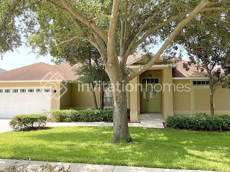 218 Compass Rose Dr — Photo 1