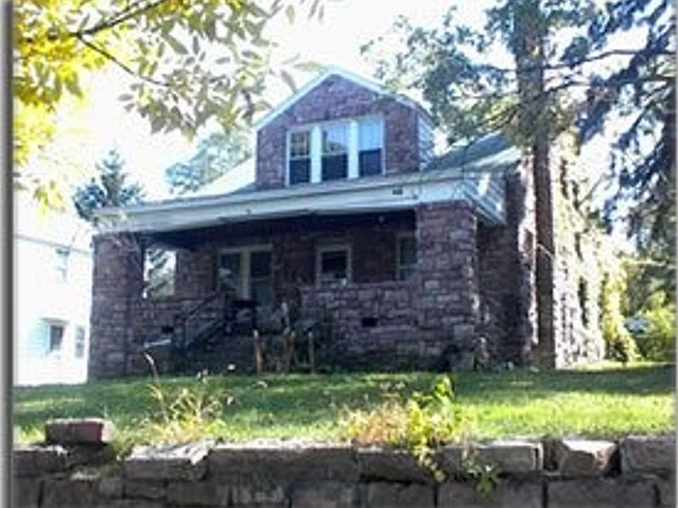 428 W Nittany Ave