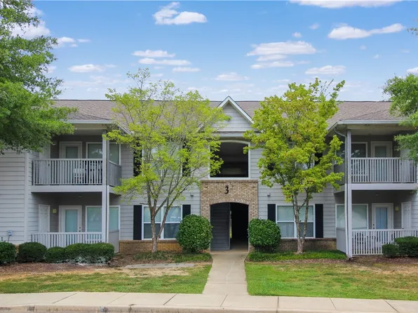 1385 S Donahue Dr Unit 204, Auburn, AL 36832