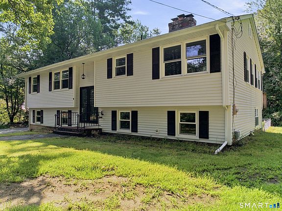 3rd image of 179 West Granby Road