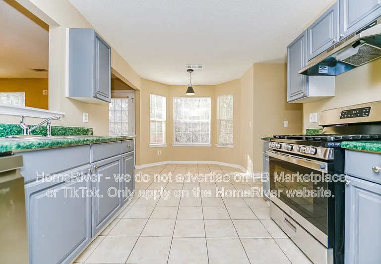 10761 Tara Village Way — Photo 5