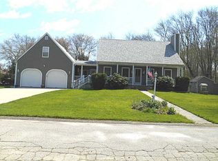 24 Greg Dr, Bristol, RI 02809