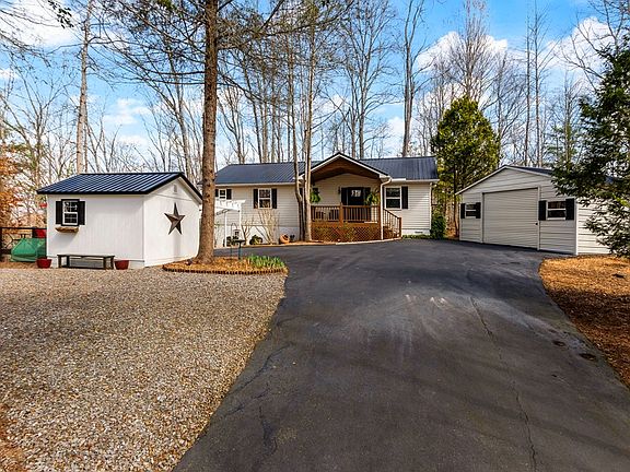 2nd image of 441 Highland Rd