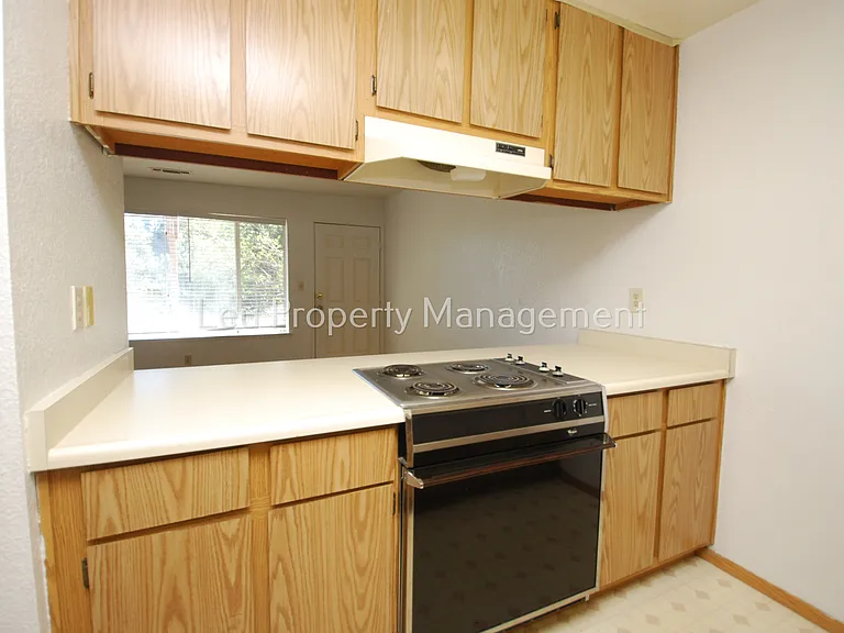 5900 Pony Express Trl — Photo 2