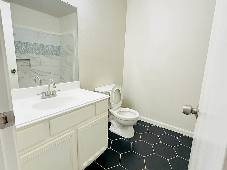 19743 Whispering Hollow Ln — Photo 5