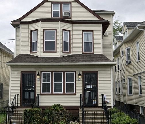 2nd image of 391 High St